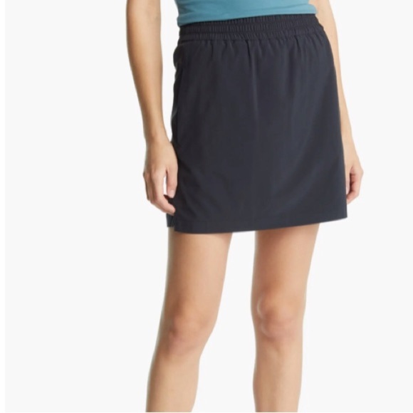 Tommy Bahama Pants - Alicia IslandZone® Skort Navy Tommy Bahama Size XL